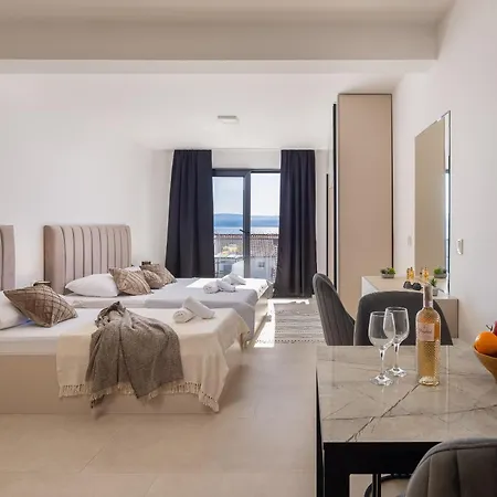 Lejlighed Number Xi - Beachfront & Pool *