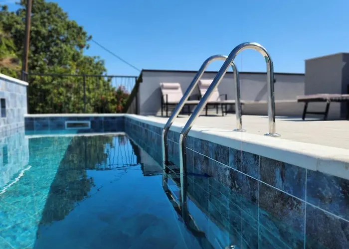Lejlighed Number Xi - Beachfront & Pool