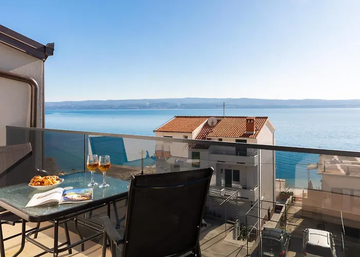 Lejlighed Number Xi - Beachfront & Pool Jesenice (Split-Dalmatia)